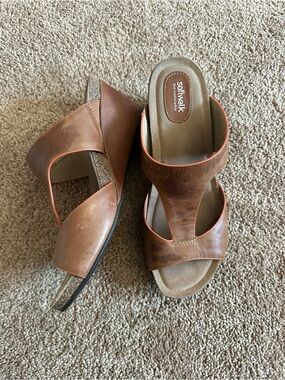 SoftWalk Women's Tan Brown Leather Slip-On Wedge Mules